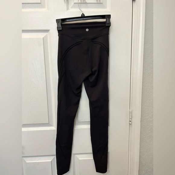 Lululemon Get in Line Super-High-Rise tight 28” size 4 black - Picture 6 of 8